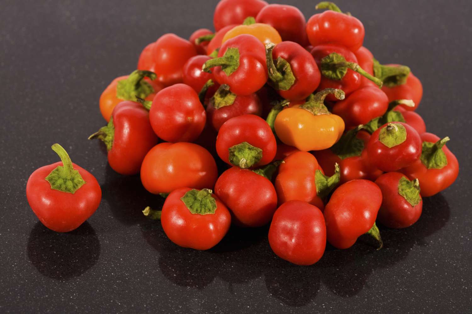 Poivrons cerises frais