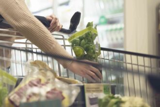 Herbes de supermarché flétries ? Comment les revitaliser rapidement.